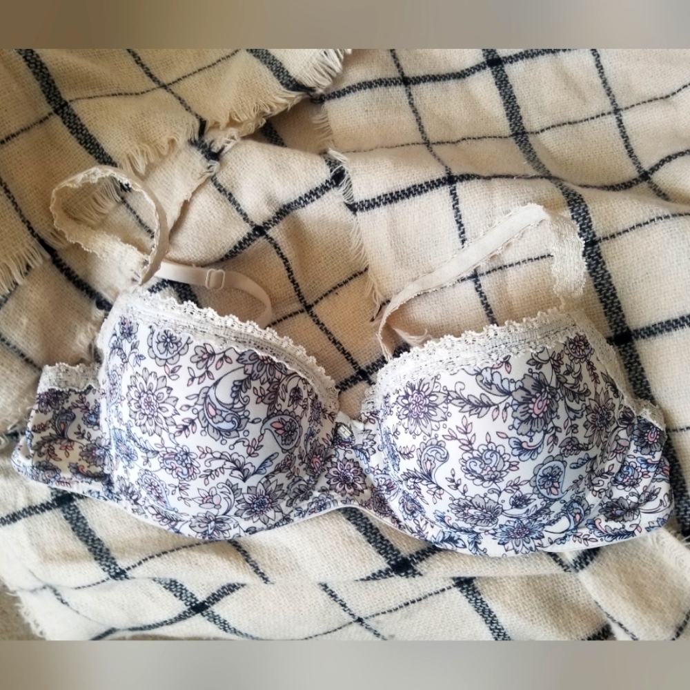 Tommy Hilfiger Whitney 34C bra